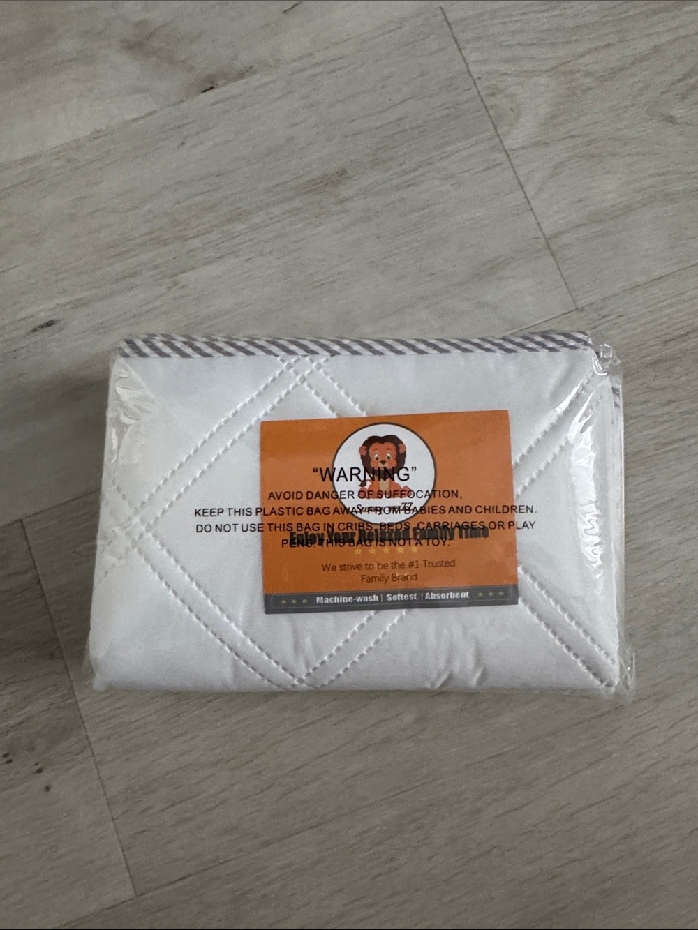 Lot of 6 White Brand New Waterproof Changing Pads